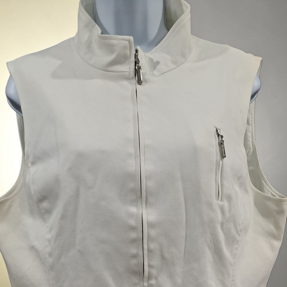 Talbots White Sleeveless Sweater Vest